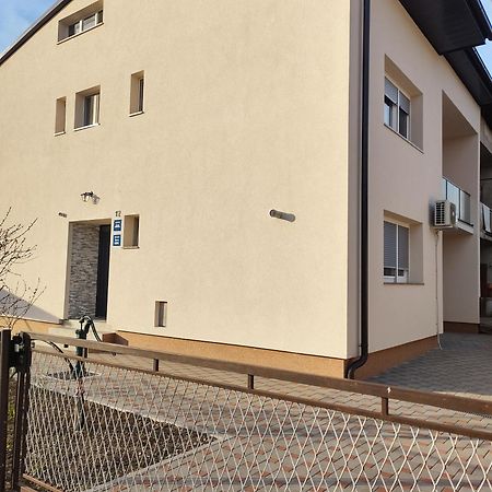 Happy Apartment Karlovac Luaran gambar